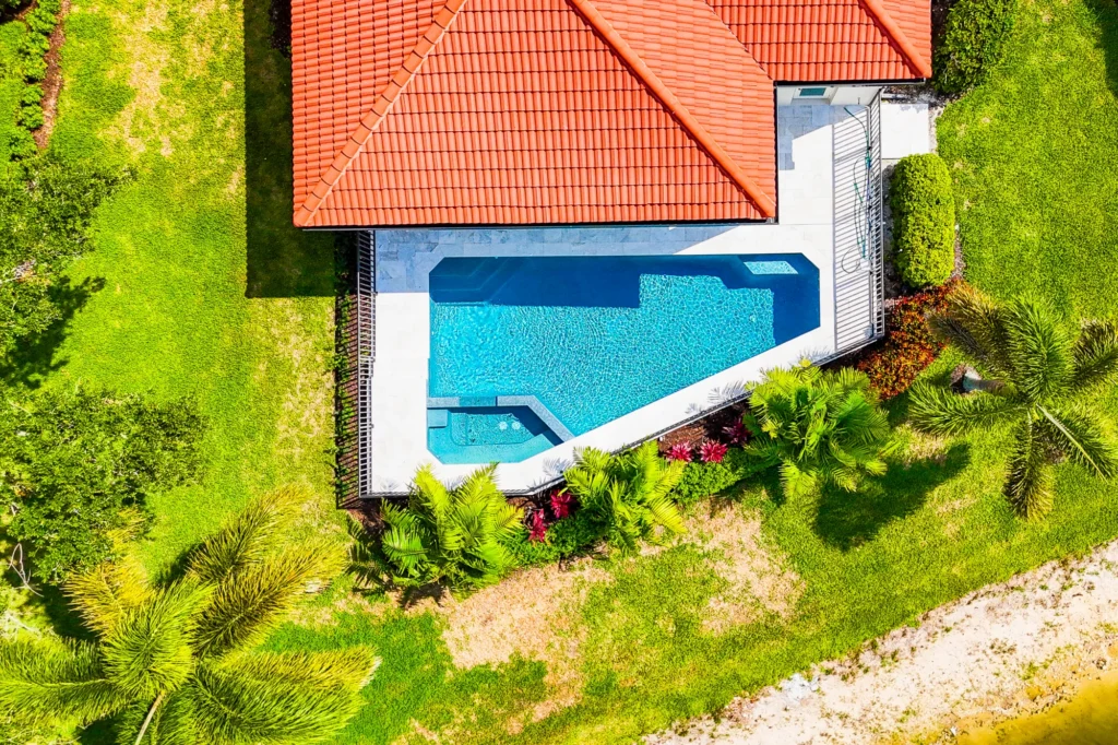 Mueller pool aerial